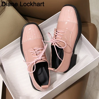 Демисезонные женские туфли-дерби на плоской платформе с перфорацией типа 