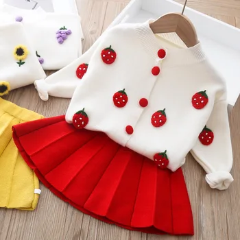 Одежда для маленьких девочек от 0 до 6 лет, осенне-зимний теплый вязаный свитер, костюм, вязаный кардиган с цветочным рисунком для девочек, свитер + плиссированная юбка, комплект из 2 предметов