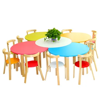 Стол и стул для детского сада из массива дерева для раннего обучения в детском саду проводится художественная игра children's table and chair set splicing co