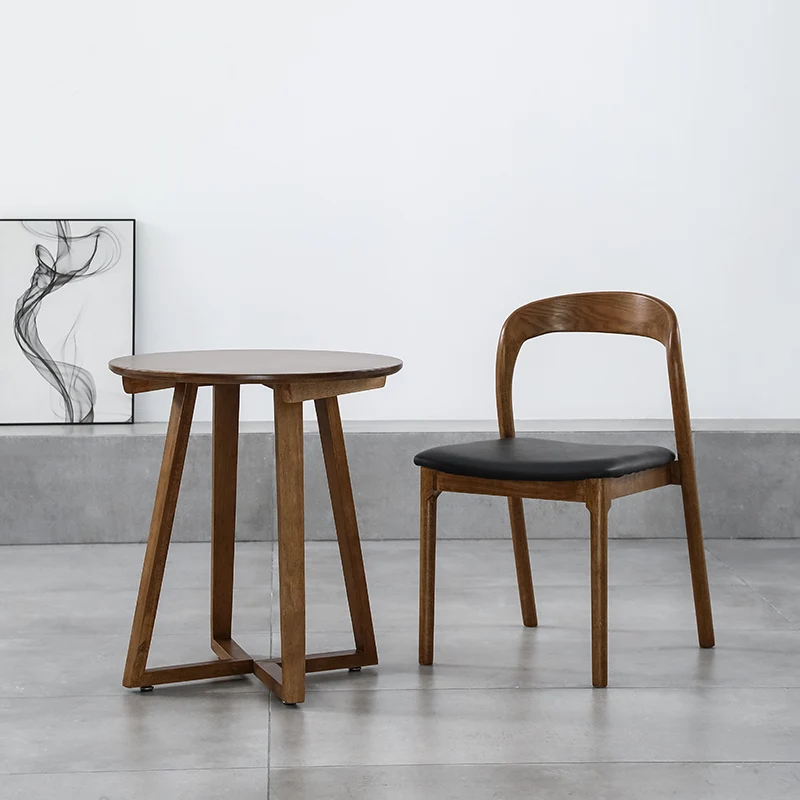 Круглый чайный столик из массива дерева, мастер-дизайн Кофейни, досуг, переговоры, встреча Балкон с одним столом и двумя стульями - 1